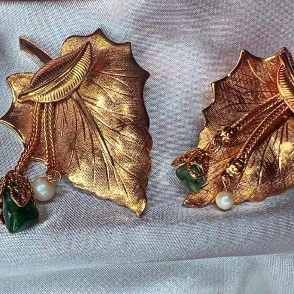 Vintage Set of Gold Leaf Brooches